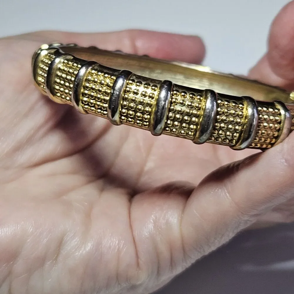 Cookie Lee Gold Tone Textured Hinge Bangle Bracelet Approx 7.5